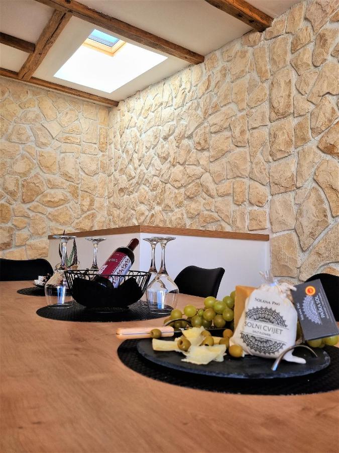 פג New Villa In Old Center - Pag מראה חיצוני תמונה